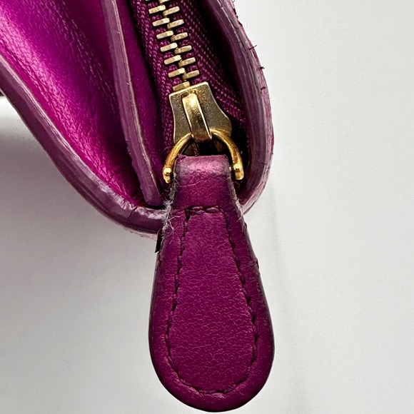 BOTTEGA VENETA (VINTAGE)
Nappa Intrecciato Continental Flap
Wallet Peony - Picture 10 of 10